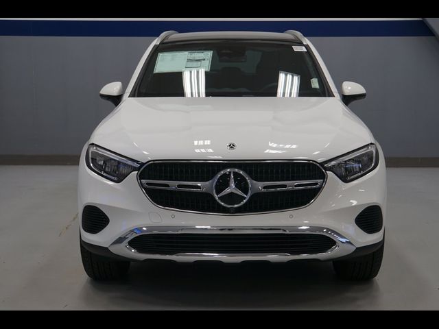 2025 Mercedes-Benz GLC 300