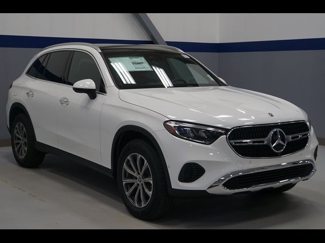 2025 Mercedes-Benz GLC 300