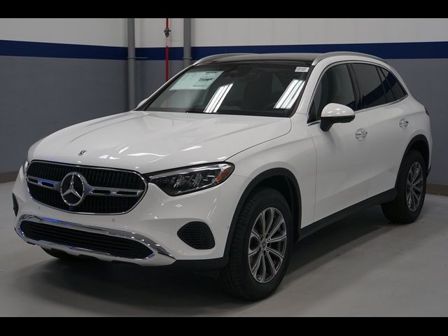 2025 Mercedes-Benz GLC 300