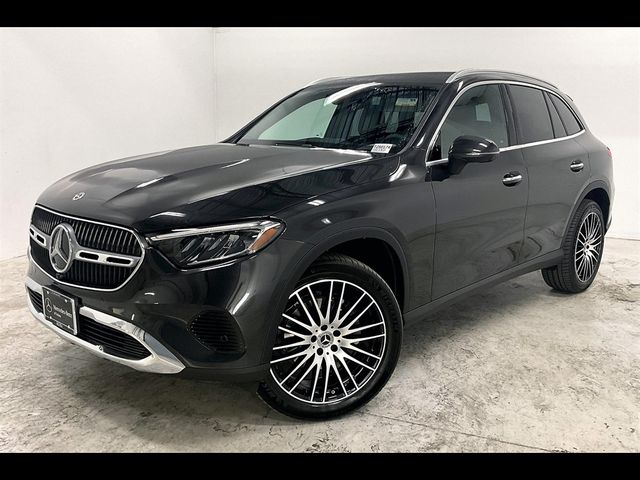 2025 Mercedes-Benz GLC 300