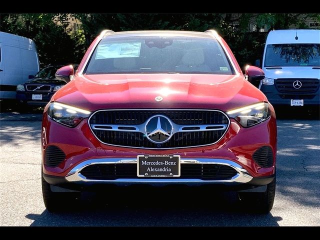 2025 Mercedes-Benz GLC 300