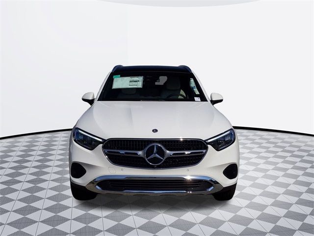 2025 Mercedes-Benz GLC 300