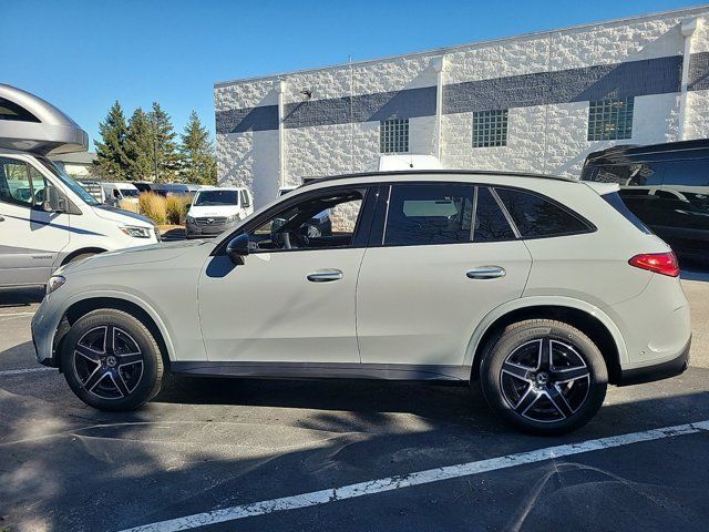 2025 Mercedes-Benz GLC 300