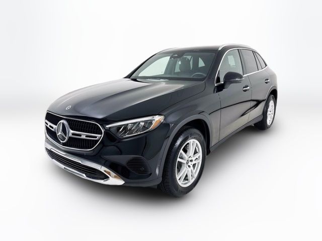 2025 Mercedes-Benz GLC 300