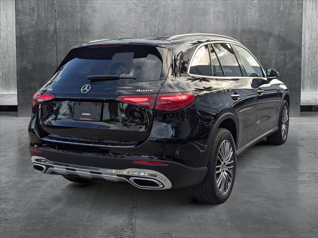 2025 Mercedes-Benz GLC 300