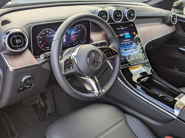 2025 Mercedes-Benz GLC 300