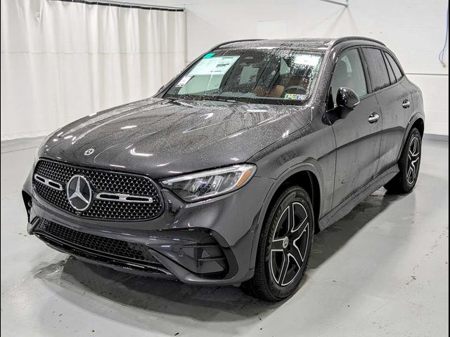 2025 Mercedes-Benz GLC 300