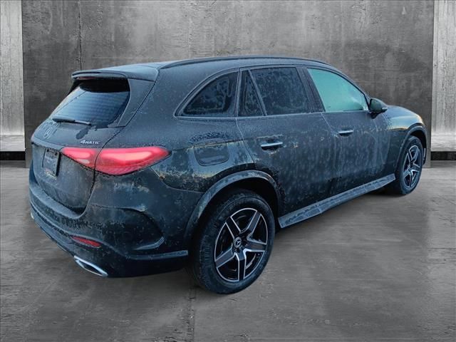 2025 Mercedes-Benz GLC 300