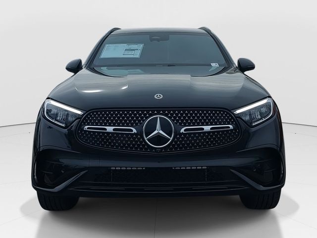 2025 Mercedes-Benz GLC 300