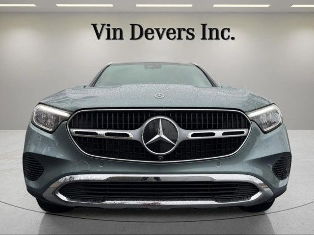 2025 Mercedes-Benz GLC 300