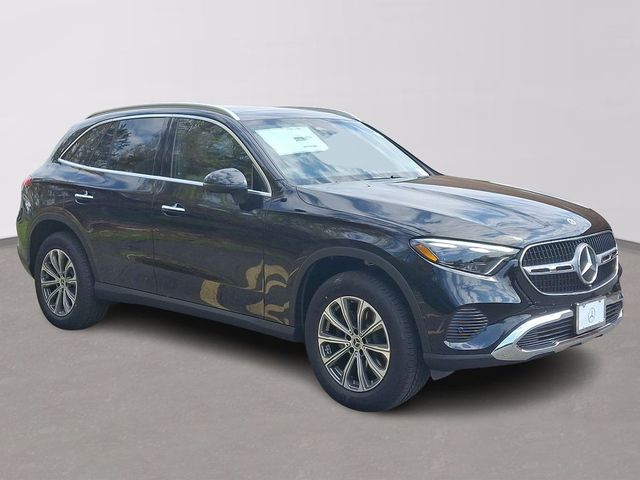 2025 Mercedes-Benz GLC 300