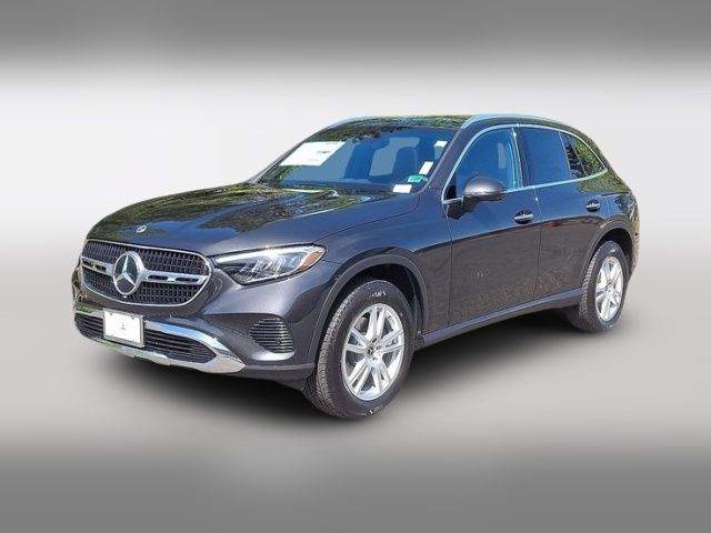 2025 Mercedes-Benz GLC 300