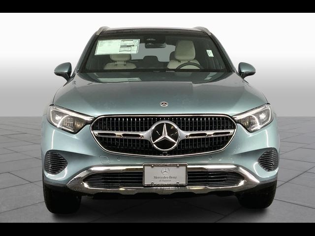 2025 Mercedes-Benz GLC 300