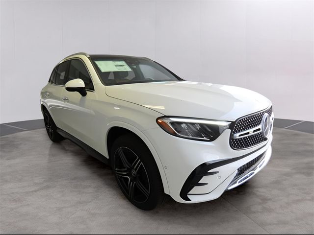 2025 Mercedes-Benz GLC 300