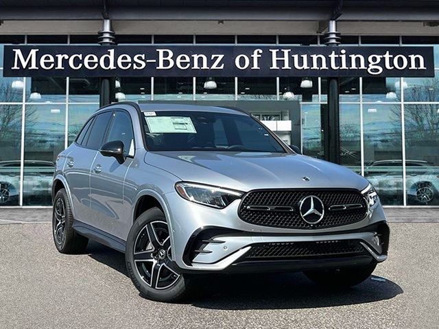 2025 Mercedes-Benz GLC 300