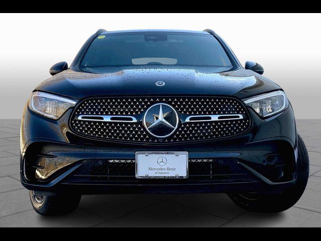 2025 Mercedes-Benz GLC 300