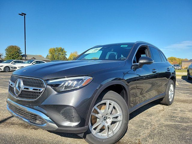 2025 Mercedes-Benz GLC 300