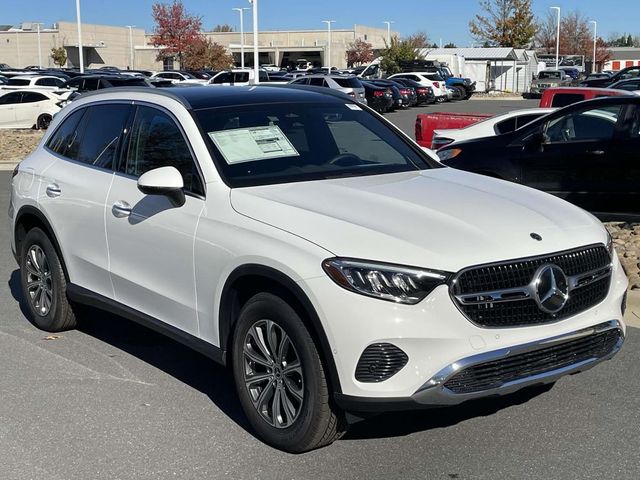 2025 Mercedes-Benz GLC 300