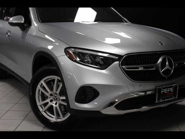 2025 Mercedes-Benz GLC 300