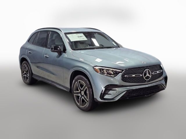 2025 Mercedes-Benz GLC 300