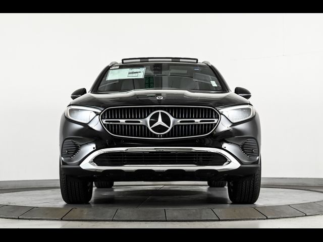 2025 Mercedes-Benz GLC 300