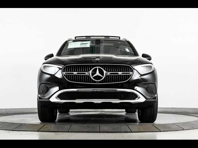 2025 Mercedes-Benz GLC 300