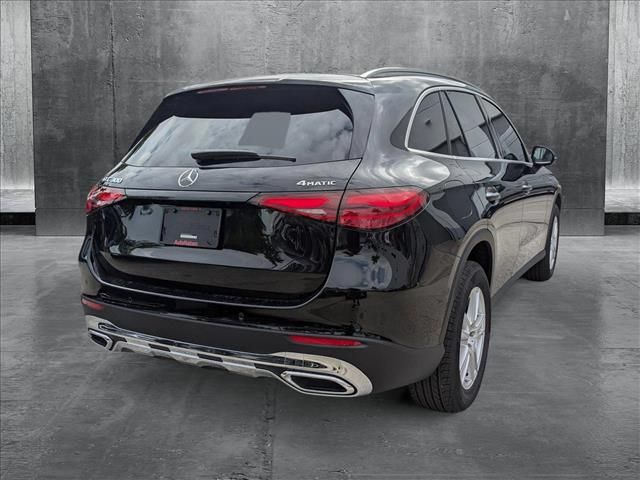 2025 Mercedes-Benz GLC 300
