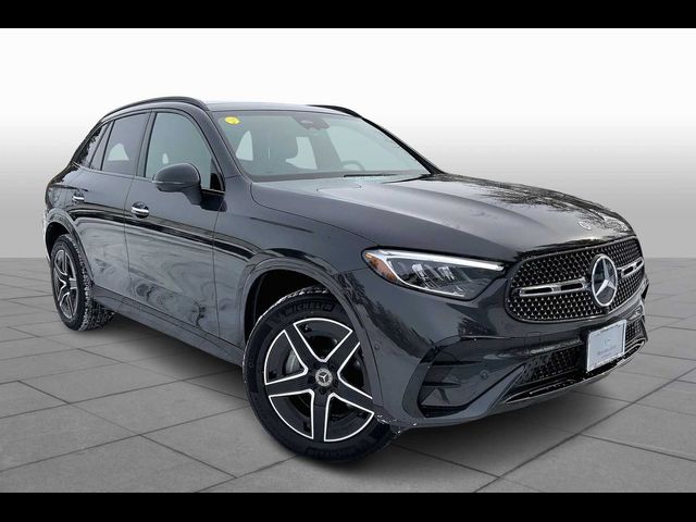 2025 Mercedes-Benz GLC 300