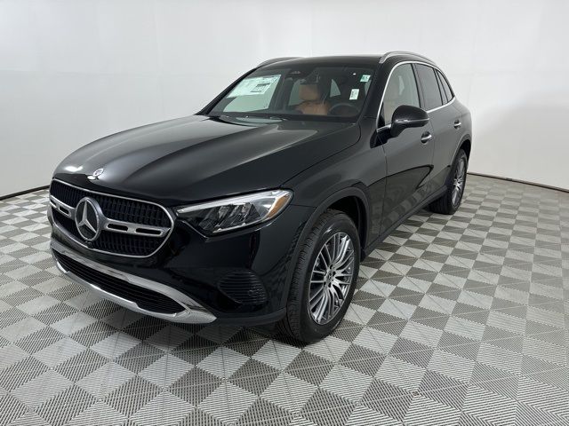 2025 Mercedes-Benz GLC 300