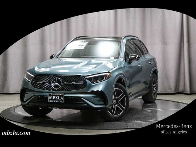 2025 Mercedes-Benz GLC 300