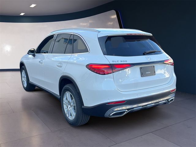 2025 Mercedes-Benz GLC 300