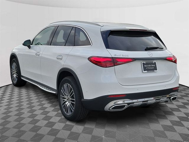 2025 Mercedes-Benz GLC 300