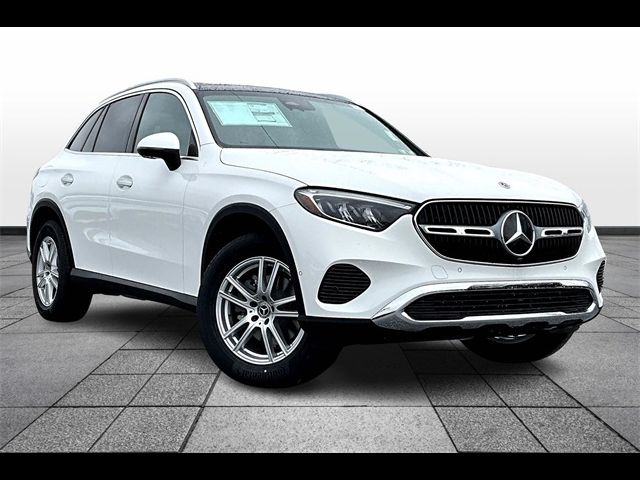 2025 Mercedes-Benz GLC 300