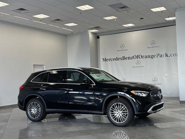 2025 Mercedes-Benz GLC 300