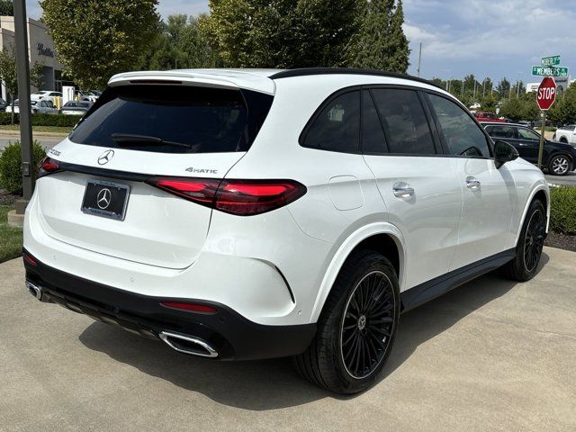 2025 Mercedes-Benz GLC 300