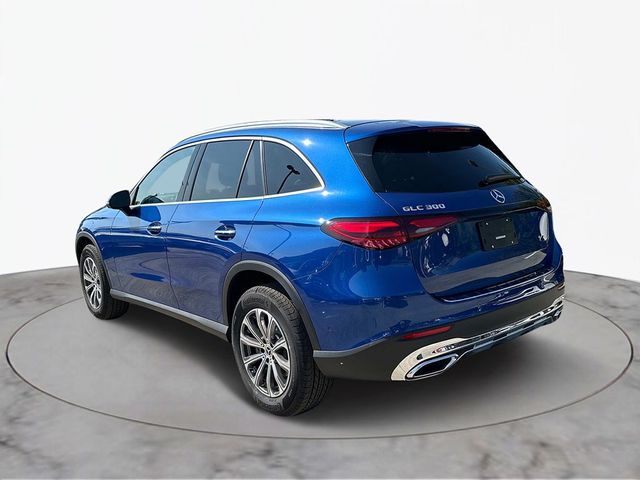 2025 Mercedes-Benz GLC 300