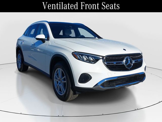 2025 Mercedes-Benz GLC 300