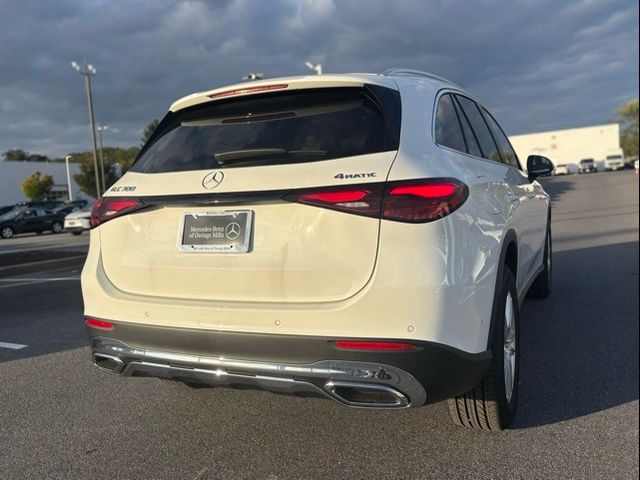 2025 Mercedes-Benz GLC 300