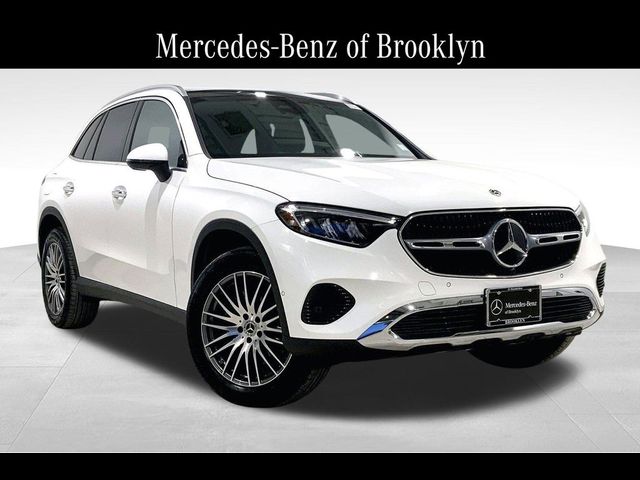 2025 Mercedes-Benz GLC 300