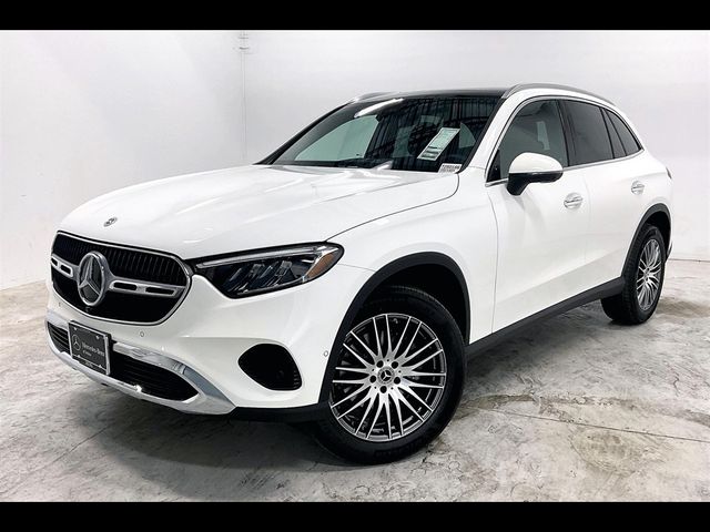 2025 Mercedes-Benz GLC 300