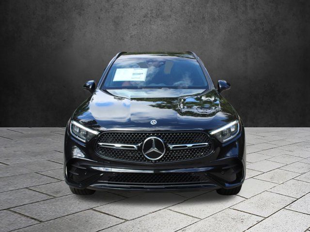 2025 Mercedes-Benz GLC 300