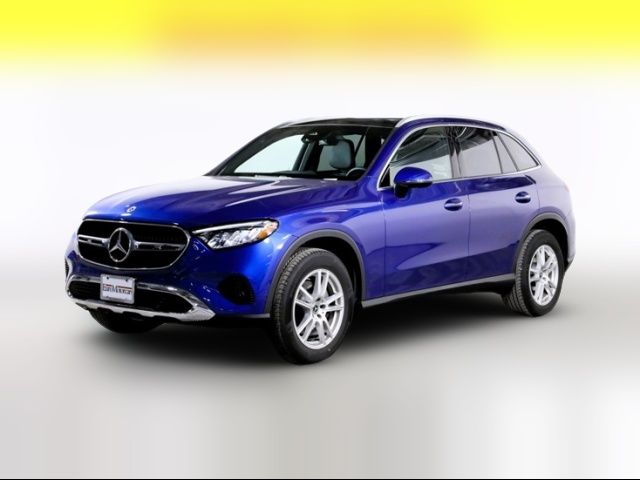 2025 Mercedes-Benz GLC 300