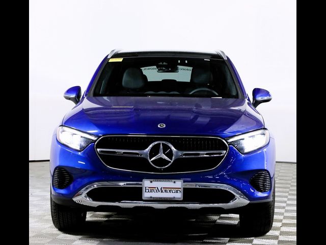 2025 Mercedes-Benz GLC 300
