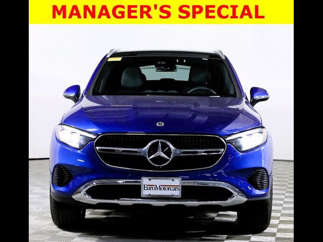 2025 Mercedes-Benz GLC 300