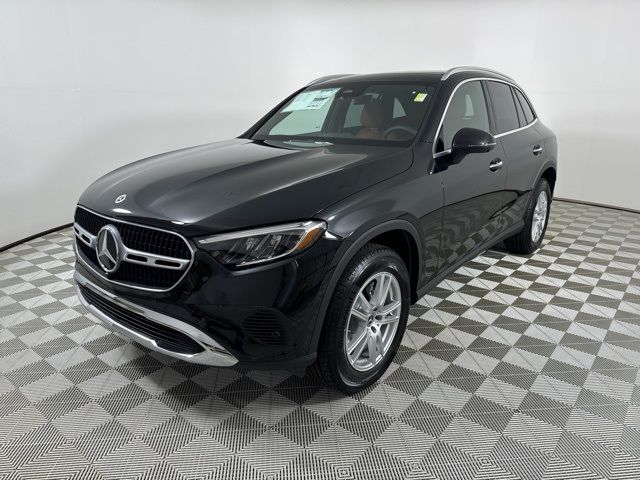 2025 Mercedes-Benz GLC 300