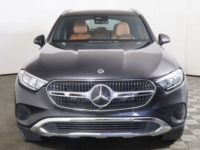 2025 Mercedes-Benz GLC 300