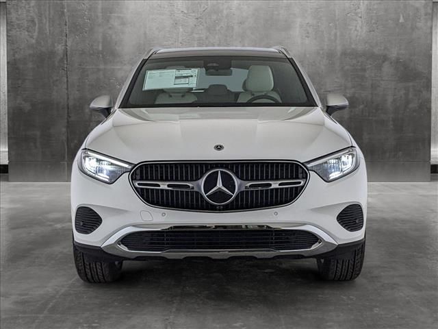 2025 Mercedes-Benz GLC 300