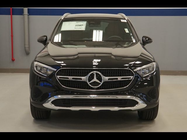 2025 Mercedes-Benz GLC 300