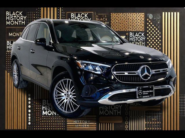 2025 Mercedes-Benz GLC 300