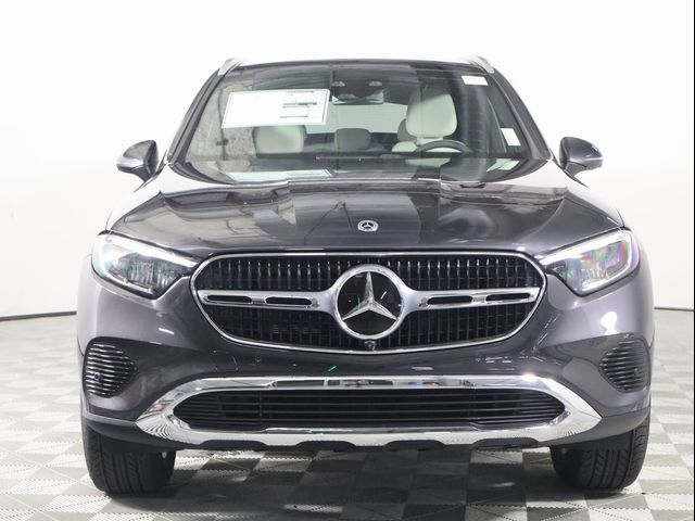 2025 Mercedes-Benz GLC 300